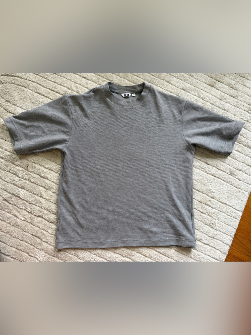 Uniqlo Unisex Light Gray Crewneck AIRism T-Shirt